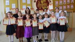 Юные пианисты приняли участие в конкурсе детских фортепианных ансамблей