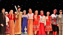 Новооскольские работники культуры порадовали любителей театра новой театральной постановкой