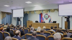 Вячеслав Гладков провёл совещание на тему кадрового дефицита в системе здравоохранения