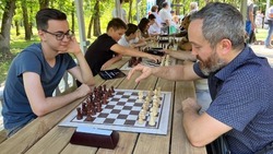 Анатолий Карпов посетил открытый турнир по шахматам в Белгороде 