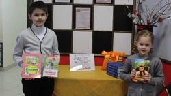 Библиотекари пригласили новооскольцев присоединиться к всероссийской акции «Дарите книги с любовью»