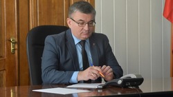 Глава администрации Новооскольского городского округа Андрей Гриднев провёл прямую телефонную линию