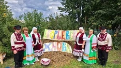 Фестиваль хлеба и народных традиций «Егорьевская жнива» собрал гостей в Киселёвском сельском клубе