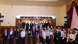 Артисты Белгородской филармонии выступили перед новооскольскими школьниками