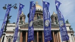 Илья Пономарёв прокомментировал итоги первого дня ПМЭФ для Белгородской области