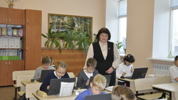 Учитель начальных классов Валентина Гурова: «В новооскольской СОШ №1 работаю уже 34 года»