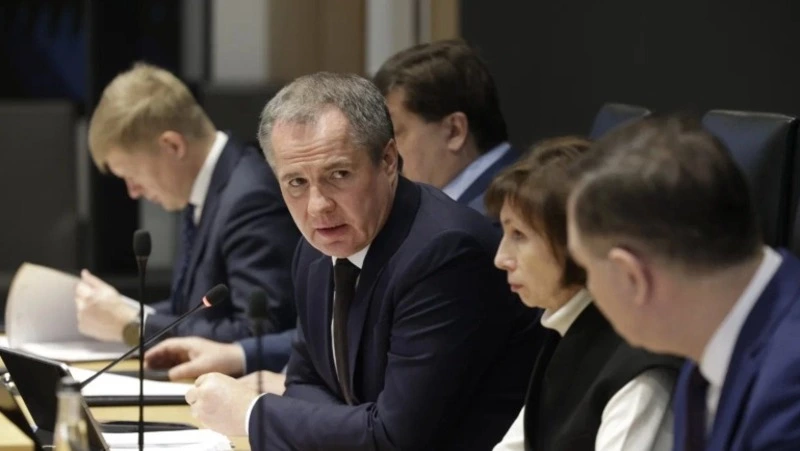 Вячеслав Гладков – о неудовлетворительной работе крупных федеральных торговых сетей в области