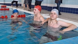 Новооскольцы поучаствовали в муниципальных соревнованиях по плаванию