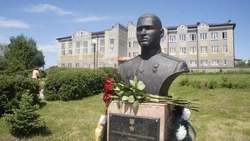 «Дорога памяти и мужества»: новооскольцы почтили память Героя России Александра Ананичева