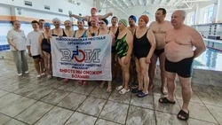 В Новом Осколе прошли соревнования по плаванию среди пожилых людей по проекту «Мы сильные духом!»