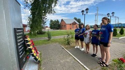 Новооскольские молодогвардейцы и Волонтёры Победы провели акцию к Дню железнодорожника