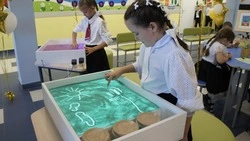 Почти 70% начальных классов новооскольской школы №4 ходят на занятия в «Мастерскую чудес»