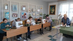 Женщины – волонтёры села Ольховатка организовали пошив вещей для военных в зоне СВО