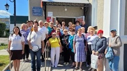  «К соседям в гости»: Новооскольский округ с экскурсией посетили туристы из Белгородского района