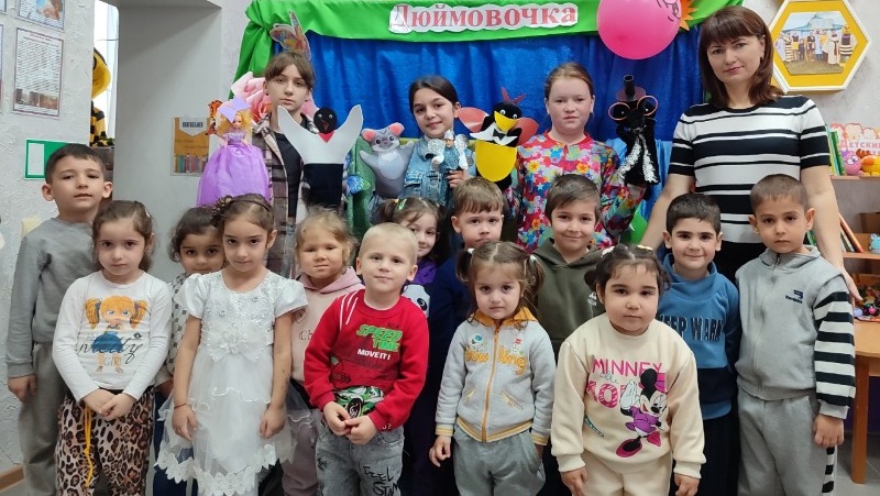 Литературная встреча «Сказочная страна Андерсенландия» прошла в в Оскольской библиотеке