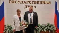 Новоосколец Михаил Ананичев был награждён медалью «Отец солдата» в Москве