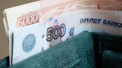 Жители Белгородской области получат детские пособия и пенсии досрочно перед майскими праздниками 