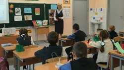 Губернатор Вячеслав Гладков рекомендовал продлить школьные каникулы