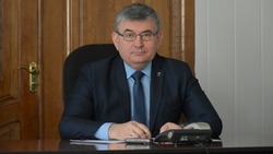 Глава администрации Новооскольского городского округа Андрей Гриднев провёл прямую телефонную линию