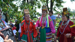 Новооскольцы узнали о народных традициях на празднике «Кукла русская душой»