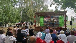 Новооскольцы смогут съездить на песенный фестиваль  «Герои в нашей памяти живут» в Боровки