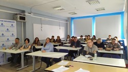 Обучение экспертов по проверке экзаменационных работ школьников стартовало в Белгородской области