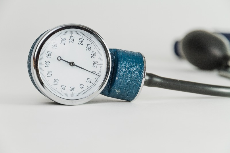 Кардиологи посоветовали  белгородцам регулярно проверять артериальное давление