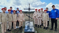 Новооскольские «Волонтёры Победы» провели генеральную уборку на воинских захоронениях