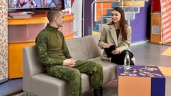 Новооскольская молодёжь встретилась с действующим участником специальной военной операции