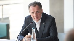 Вячеслав Гладков обсудил вопросы развития добровольчества на заседании регионального совета