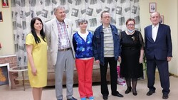 Новооскольцы встретились с известными российскими писателями и поэтами
