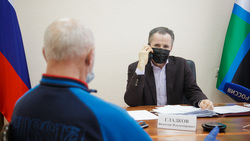 Вячеслав Гладкова обязал чиновников записывать на камеру личные приёмы населения