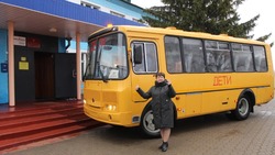 Три новооскольские школы получили новые автобусы