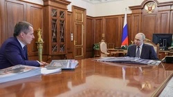 Вячеслав Гладков доложил президенту о развитии экономики Белгородской области за четыре года 