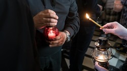  Зажечь сердце каждого. Благодатный огонь в Белгородскую область доставят многодетные мамы