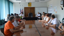 Новооскольцы обсудили проблемы на Общественном Совете и на заседаниях Совета территорий