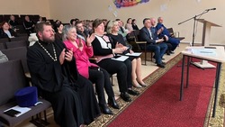 Новооскольские власти встретились с родителями учеников среднего и старшего звена городской СОШ №4