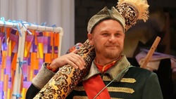 Новооскольские актёры с аншлагом представили премьеру спектакля по творчеству Леонида Филатова
