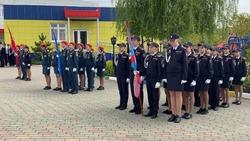 Кадетский парад в преддверии Дня Победы прошёл в Новооскольской школе с УИОП