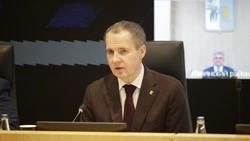 Вячеслав Гладков назвал исключение кадрового дефицита в здравоохранении региона главной задачей