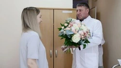 Александр Шуваев сообщил о введении новой региональной меры поддержки для семей с новорожденными
