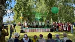Новооскольский фестиваль «Летний карагод» собрал  сотни гостей в селе Боровое