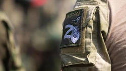 Вячеслав Гладков: завершили выдачу демисезонной формы отрядам самообороны