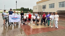 Новооскольские единороссы организовали велопробег в честь Дня физкультурника