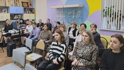 Круглый стол по организации работы российского движения детей и молодёжи прошёл в Новом Осколе