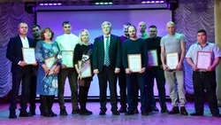 Новооскольские электроэнергетики получили поздравления к профессиональному празднику