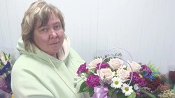 Жительница Новооскольского округа открыла цветочный магазин с помощью соцконтракта