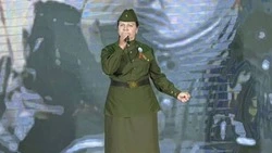Новооскольская артистка Наталья Смоленская выступила на фестивале «Поле славы» в Прохоровке