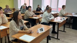 Родители новооскольских выпускников попробовали свои силы на ЕГЭ