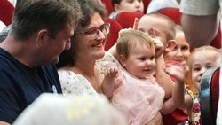 Тепло и творчество: как Новооскольский округ отметил День многодетной семьи Белгородской области